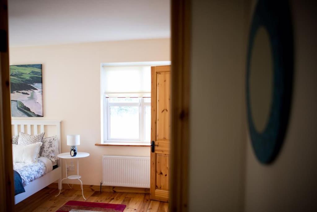 Fanore *Spacious Irish Cottage* מראה חיצוני תמונה
